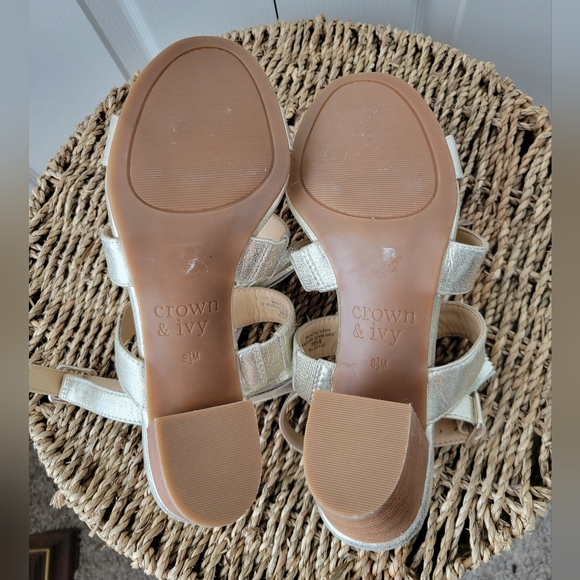 NWOT Crown & Ivy Light Gold Heels Size 8 1/2 Medium Width - Picture 6 of 6